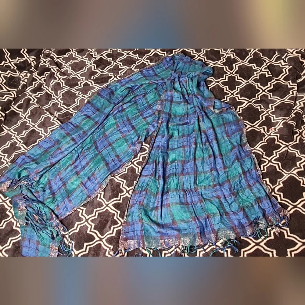 NWOT Tartan plaid scarf super soft!
